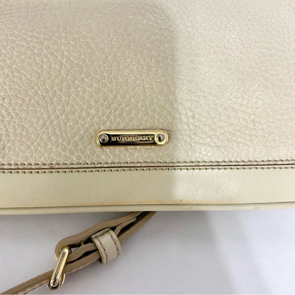 Burberry Cream Leather Tassel Chain crossbody bag - Picture 5 of 8
